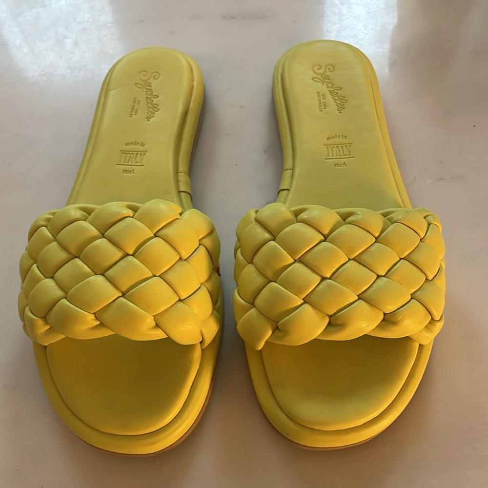 Seychelles Bellissima Puffy Woven Slide Green